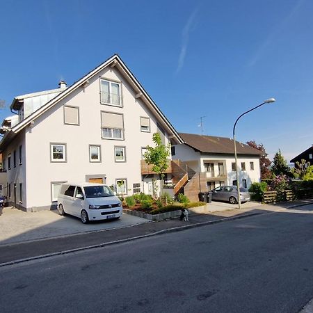 Appartment-Ferienwohnug mit Küche, Bad, kostenlos WLAN und Stellplatz, Modern eingerichtet Roding Exterior foto