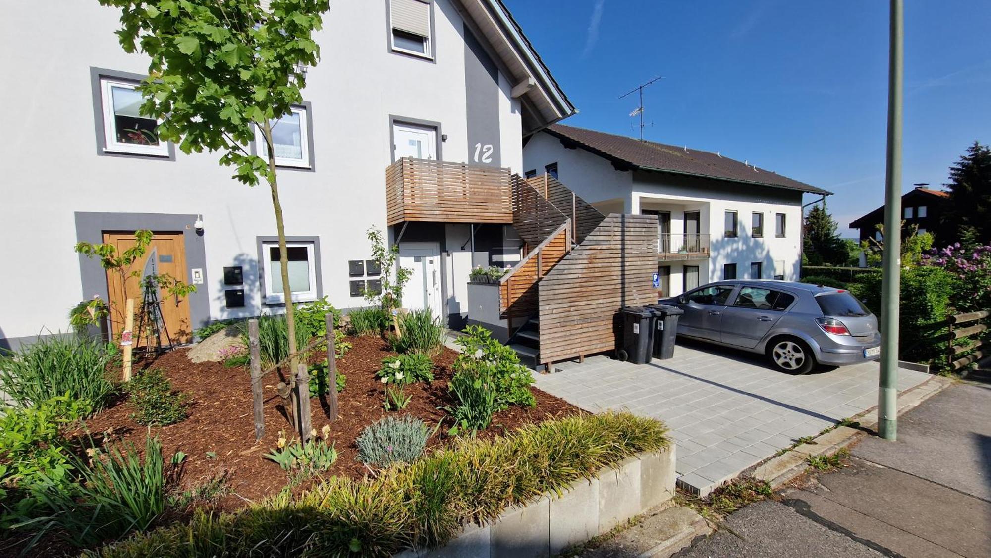 Appartment-Ferienwohnug mit Küche, Bad, kostenlos WLAN und Stellplatz, Modern eingerichtet Roding Exterior foto